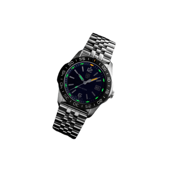 Luminox Men's Dark Blue Dial Silver Stainless Steel Band And A Navy Blue Rubber Strap Analog Swiss Quartz Pacific Diver Ripple Dive Watch - XS.3123M.SET.1