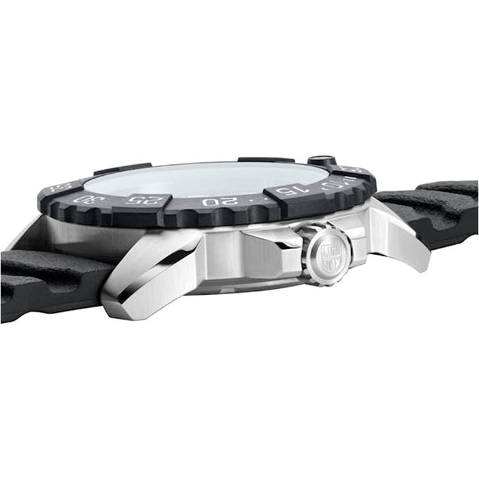 Luminox Men's Black Dial Rubber Band Seal Steel Military Diver Quartz Watch - XS.3251.CB