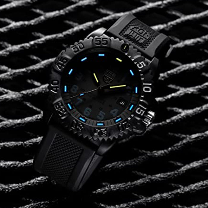 Luminox Men's Black Dial Silicone Band Swiss Watches | WatchCo.com