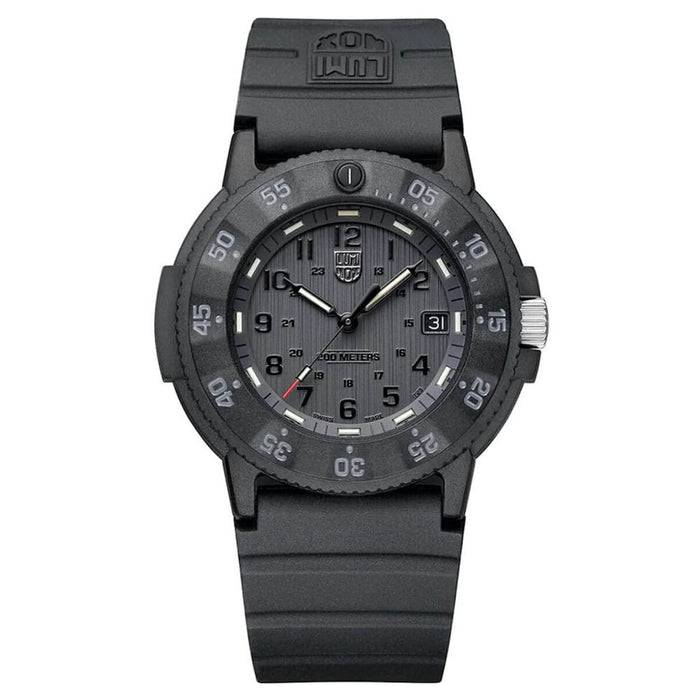 Luminox Men's Black Dial Rubber Band Swiss Quartz Watch with Interchangeable Strap - XS.3001.EVO.Z.SET